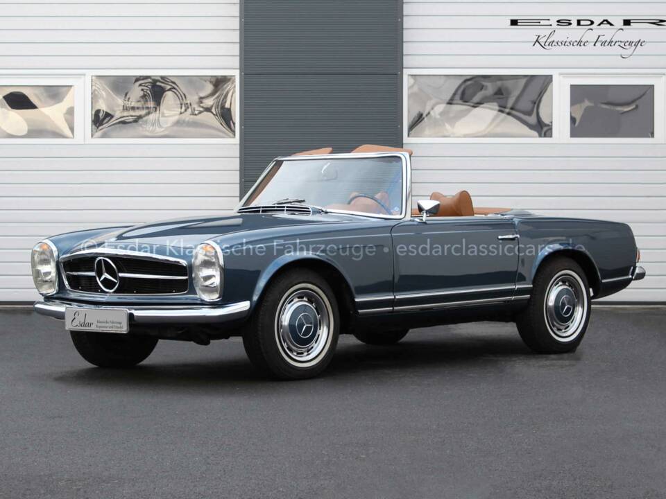 Afbeelding 2/41 van Mercedes-Benz 280 SL (1969)