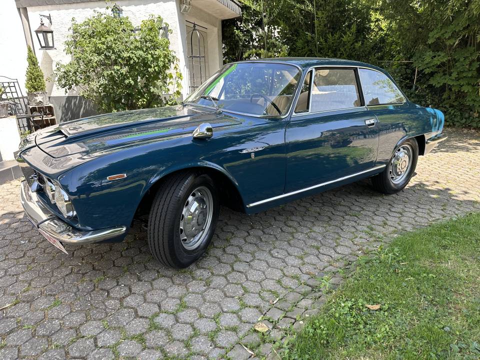 Bild 2/43 von Alfa Romeo 2600 Sprint (1966)