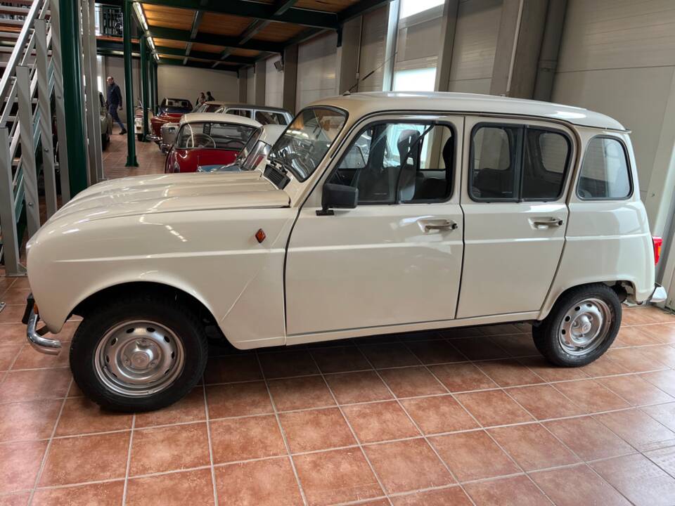 Immagine 43/54 di Renault R 4 TL (1987)