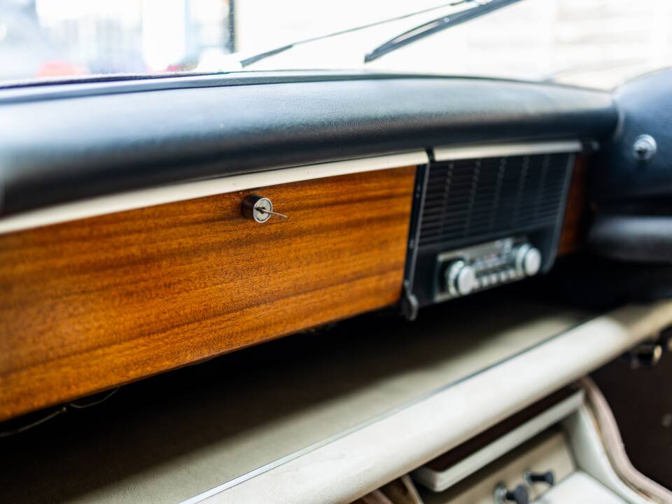 Afbeelding 22/24 van Rover 3,5 Liter (1972)