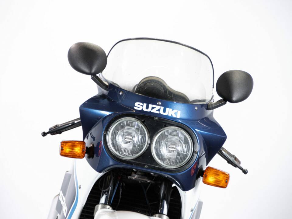 Immagine 25/47 di Suzuki GSX-R 1100 (1987)
