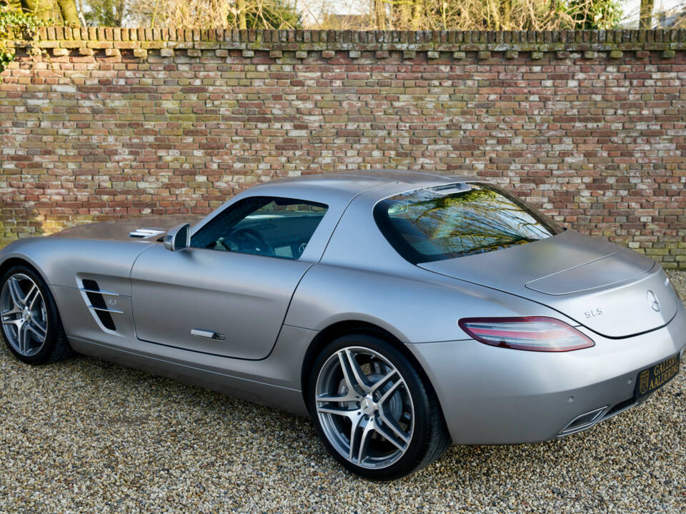 Imagen 50/50 de Mercedes-Benz SLS AMG (2011)