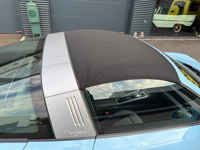 Image 24/29 of Porsche 911 Targa 4S (2015)