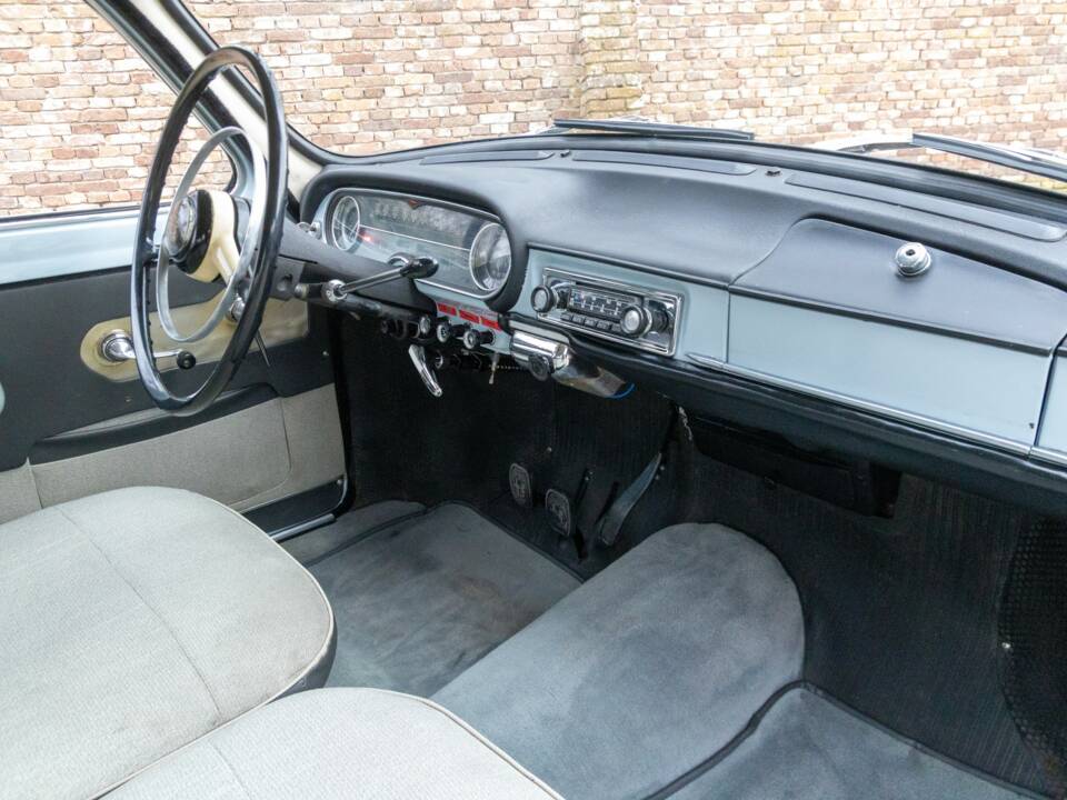 Image 11/48 of Alfa Romeo Giulietta TI (1964)