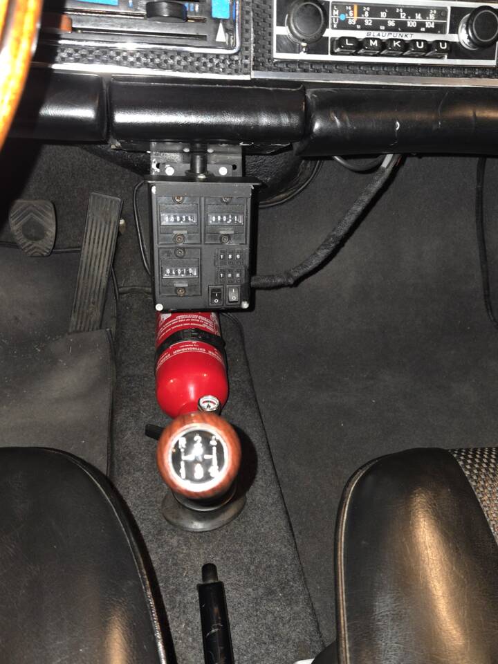 Image 20/79 of Porsche 912 (1969)