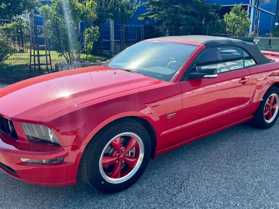 Bild 4/20 von Ford Mustang GT (2006)