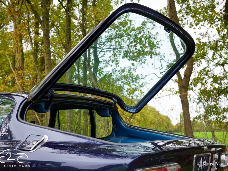 Image 59/63 of Maserati Mistral 4000 (1966)