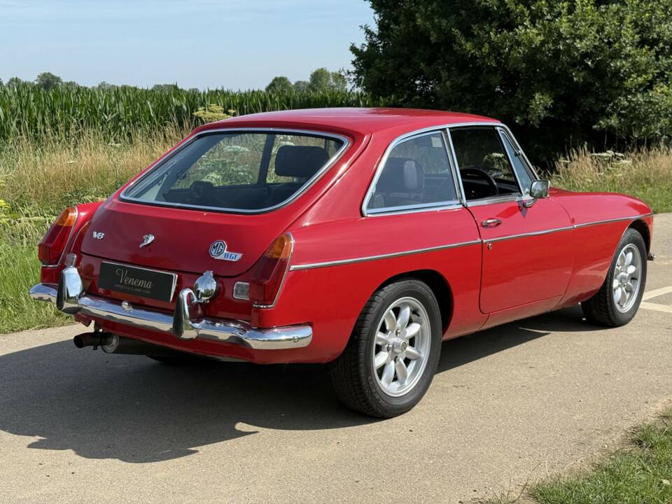 Image 4/15 of MG MGB GT V8 (1973)