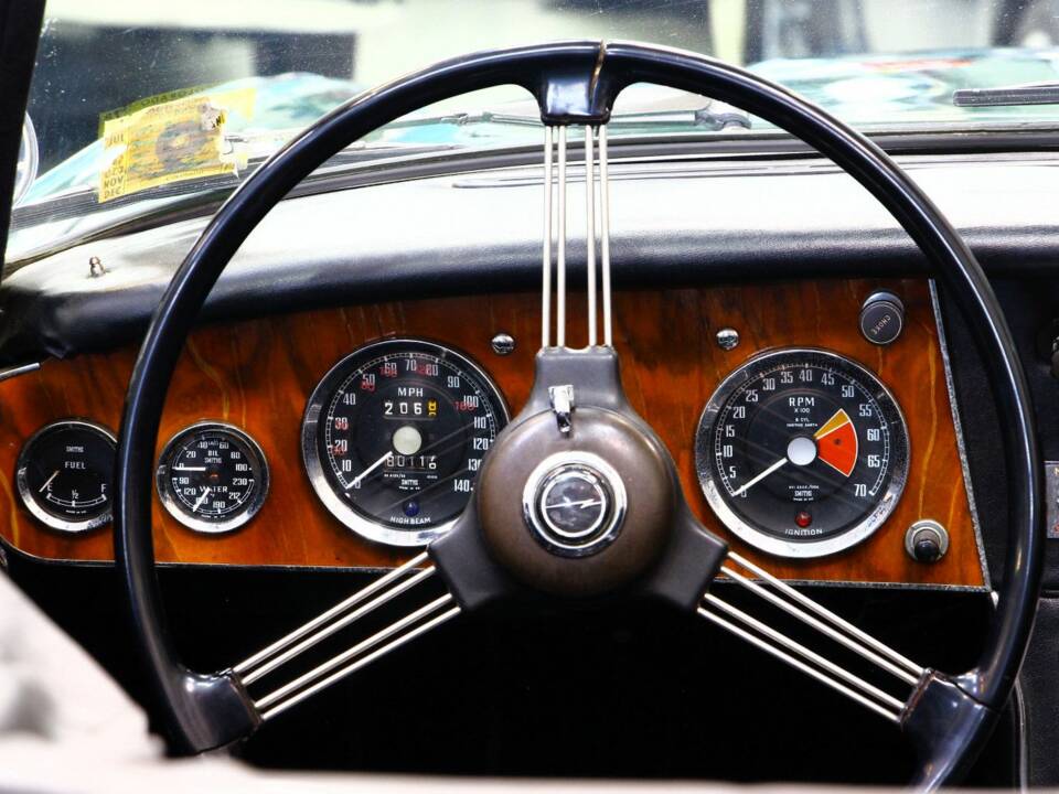 Immagine 10/16 di Austin-Healey 3000 Mk III (BJ8) (1967)