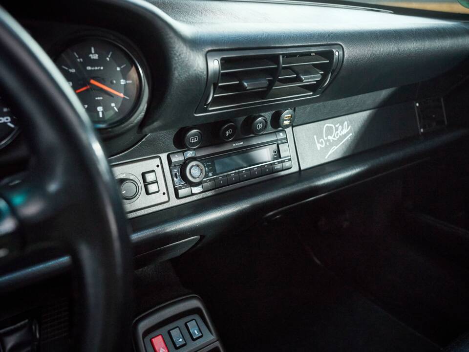 Image 14/36 de Porsche 911 Carrera (1995)