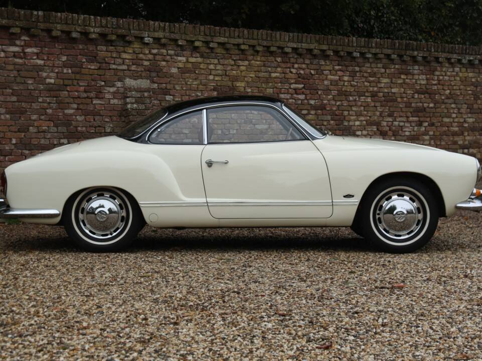 Bild 43/50 von Volkswagen Karmann Ghia 1300 (1966)