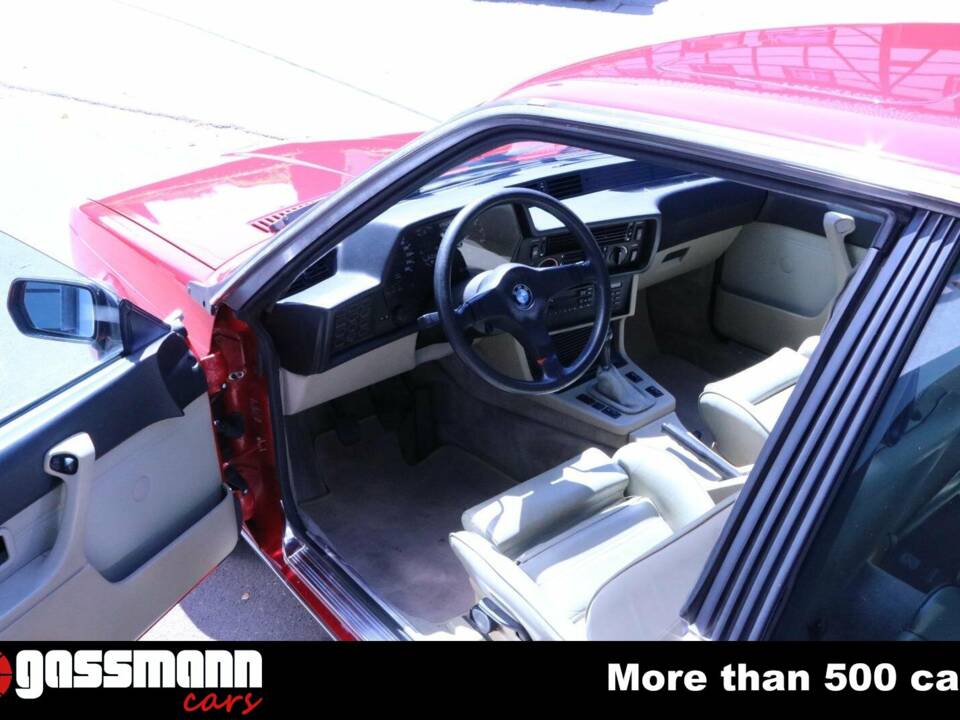 Image 8/15 of BMW M 635 CSi (1985)