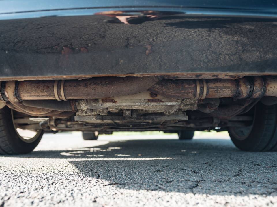 Image 29/50 of Porsche 911 Carrera 4 (2001)