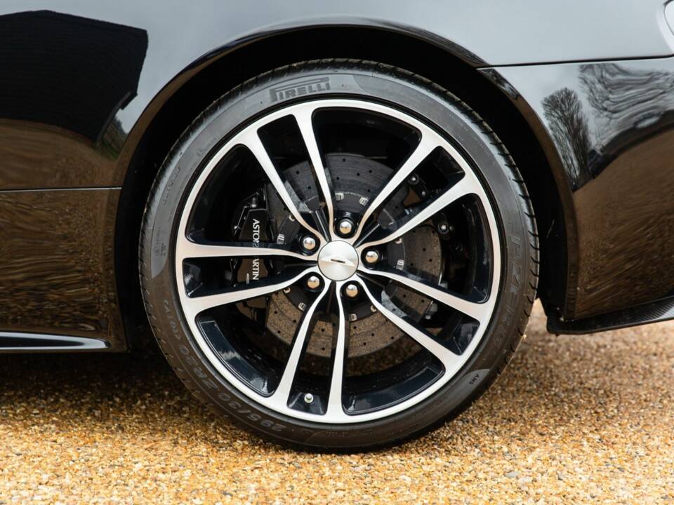 Bild 6/50 von Aston Martin DBS (2010)