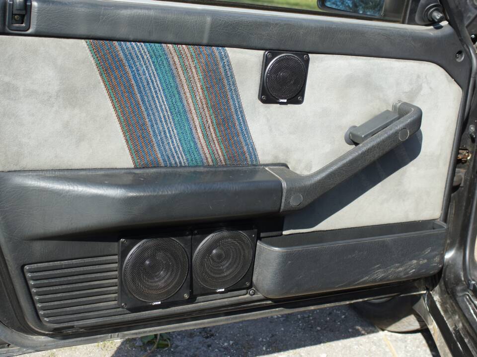 Bild 27/105 von Lancia Delta HF Integrale 16V (1990)