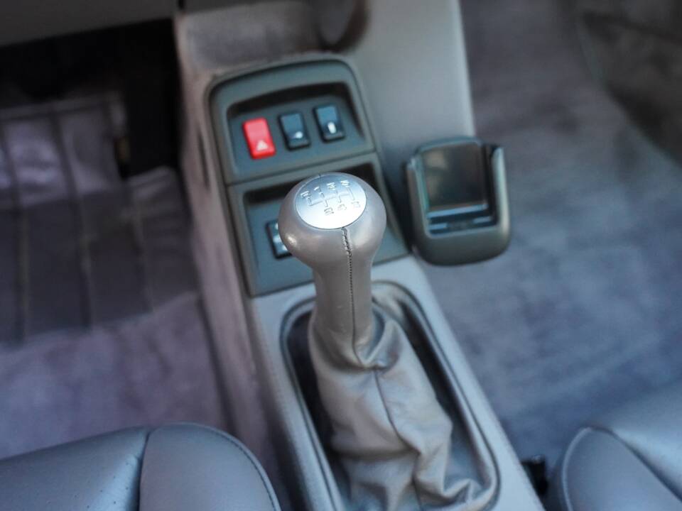 Image 4/15 of Porsche 911 Carrera 4S (1995)