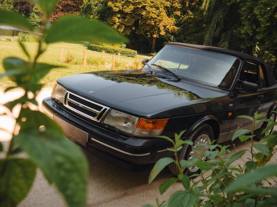 Bild 13/45 von Saab 900 S (1992)