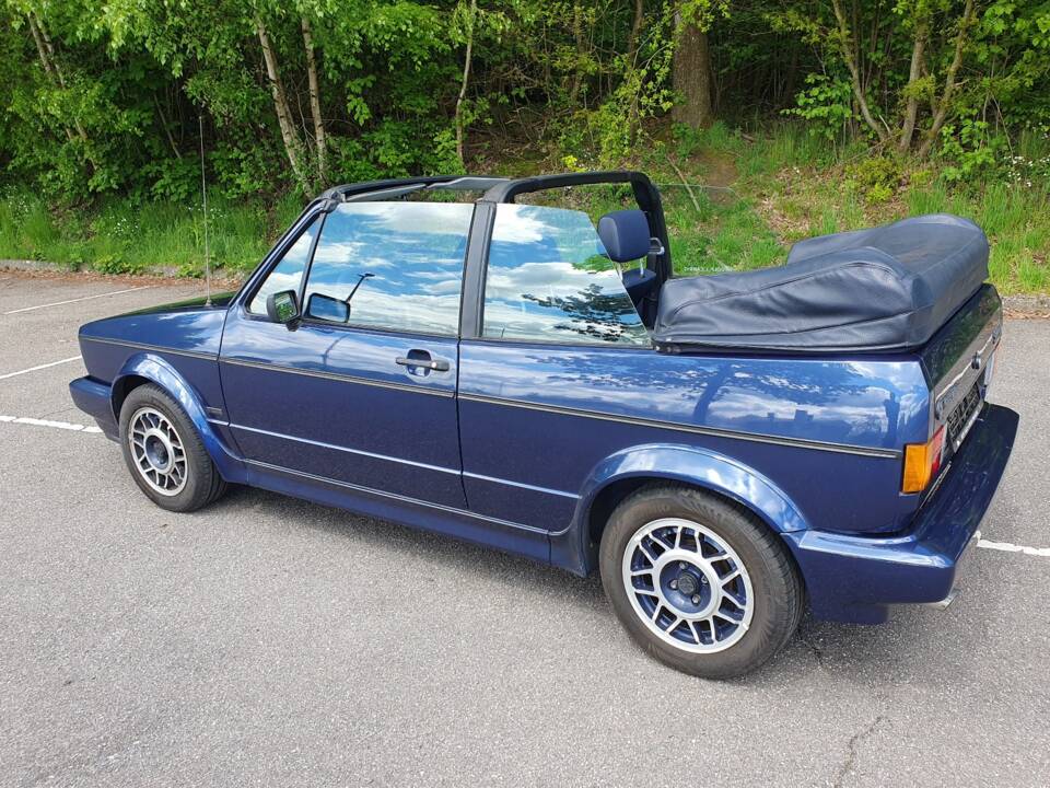 Image 42/75 de Volkswagen Golf Mk I Convertible 1.8 (1991)