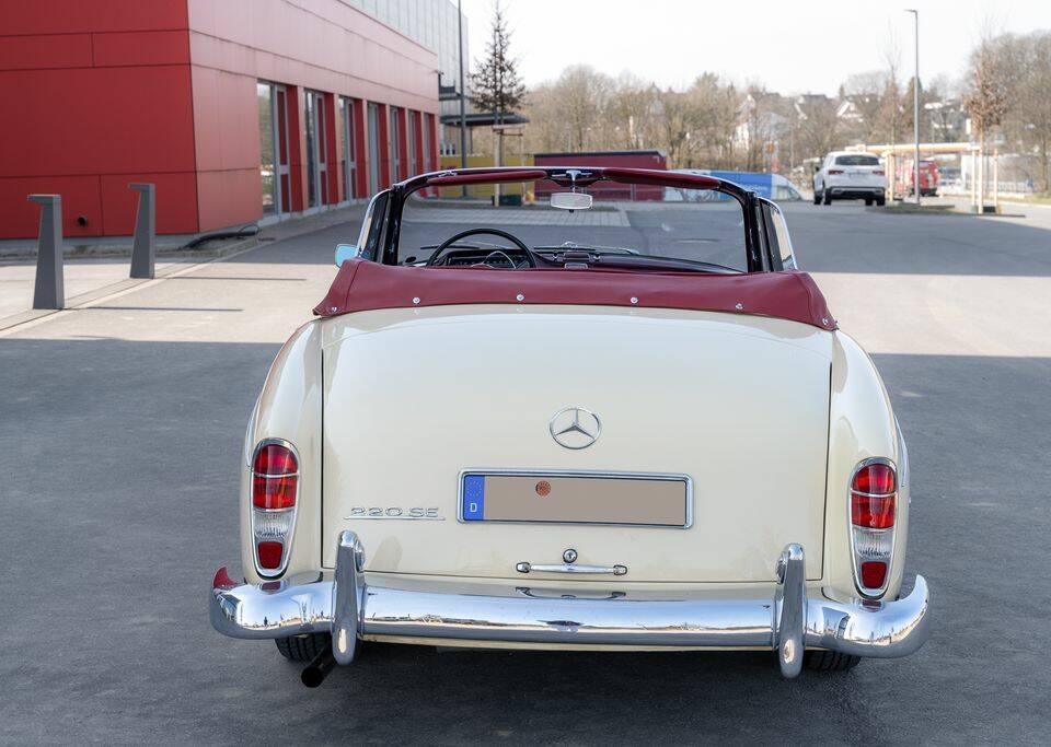 Mercedes-Benz 220 SE Cabrriolet "Ponton" (W 128) 1960