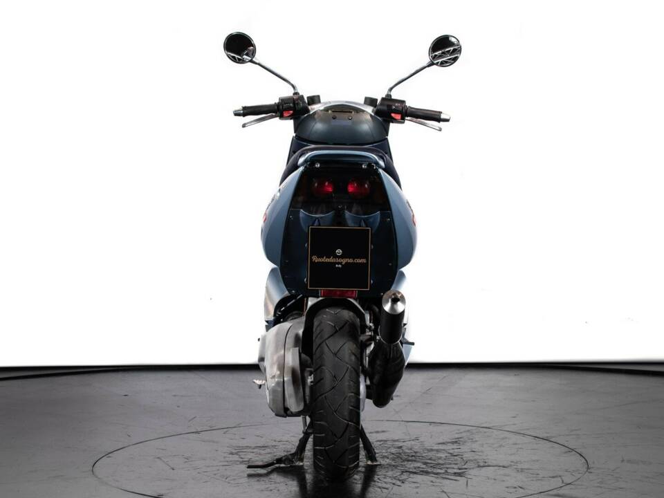 Image 30/30 of Aprilia Area 51 (1998)