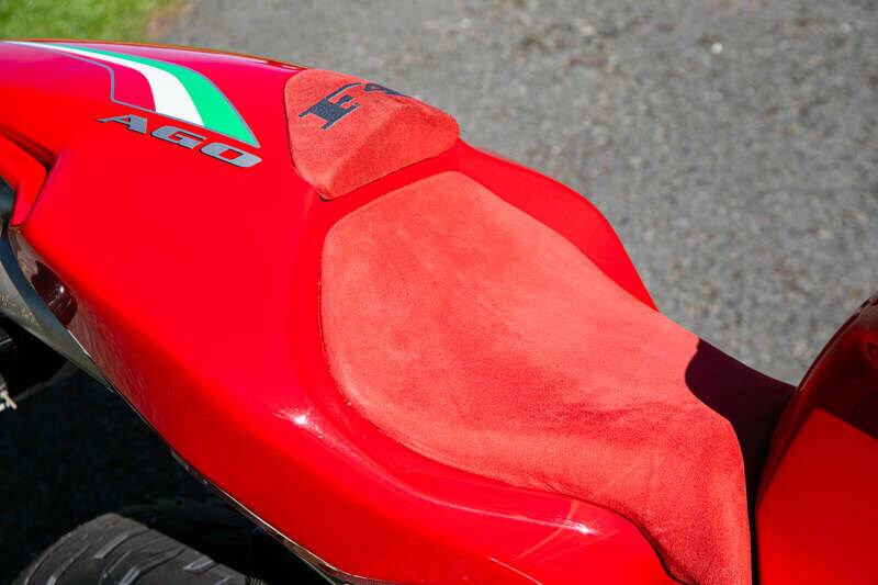 Immagine 17/30 di MV Agusta F4 1000 S (2004)