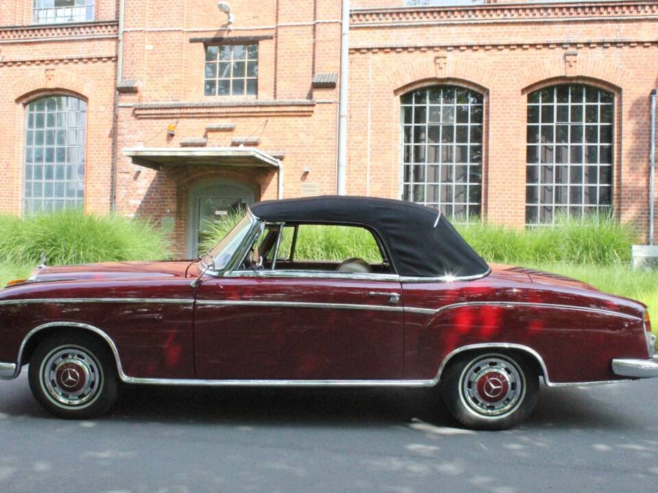 Bild 5/14 von Mercedes-Benz 220 SE Cabriolet (1959)