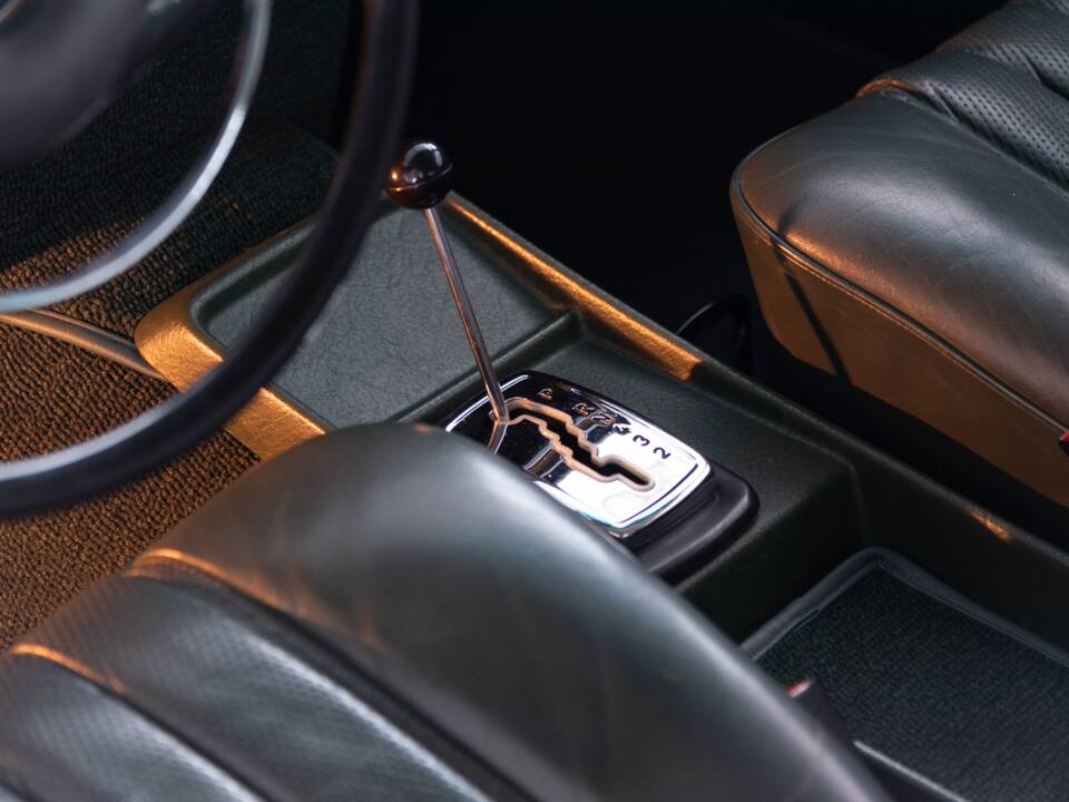 Bild 33/39 von Mercedes-Benz 280 SE 3,5 (1970)