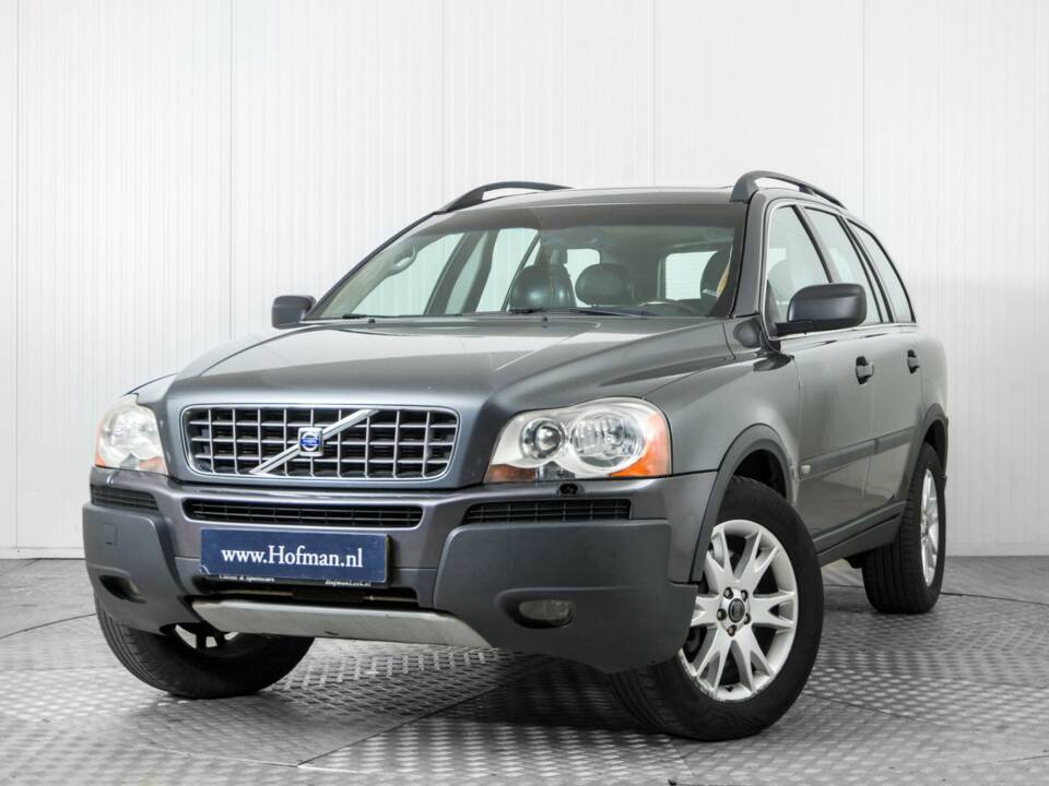 Image 3/43 of Volvo XC90 2.5T (2005)
