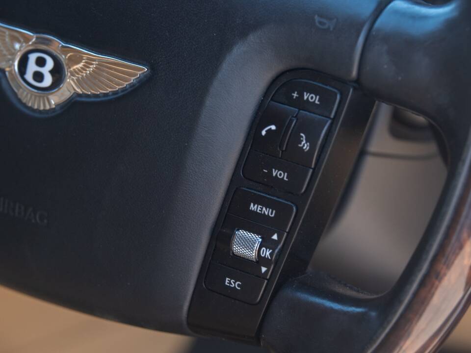 Image 32/50 of Bentley Continental Flying Spur (2007)