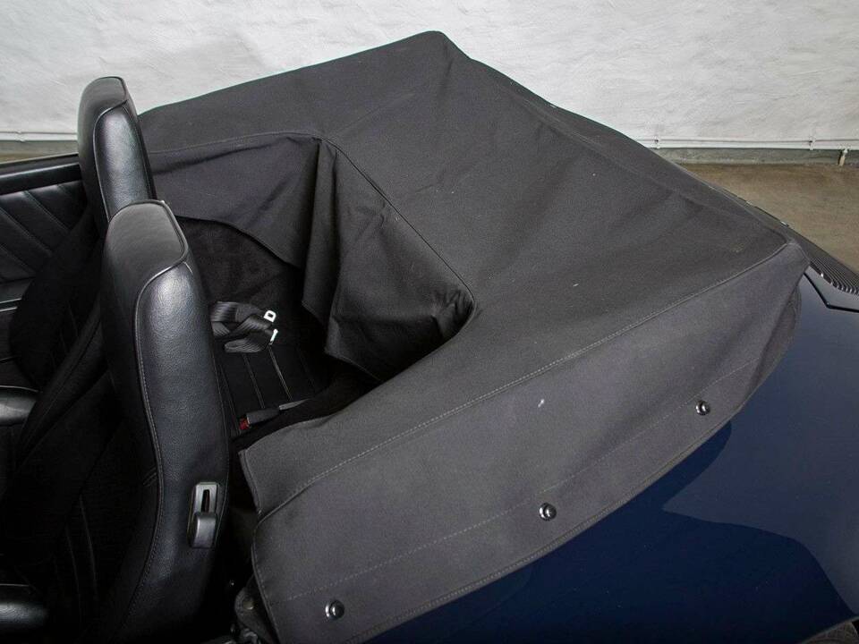 Bild 30/36 von Porsche 911 Carrera 3.2 (1987)