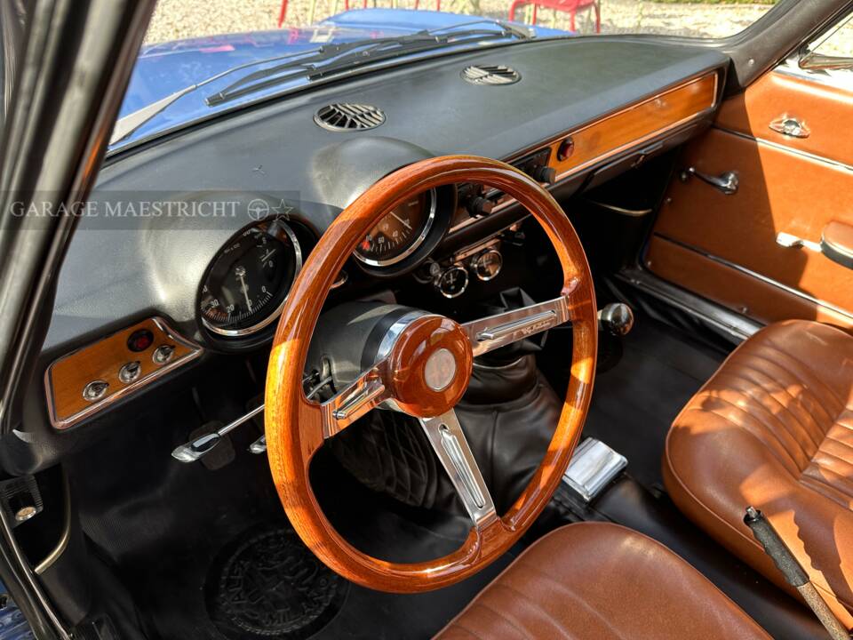 Bild 57/100 von Alfa Romeo Giulia GT 1300 Junior (1973)