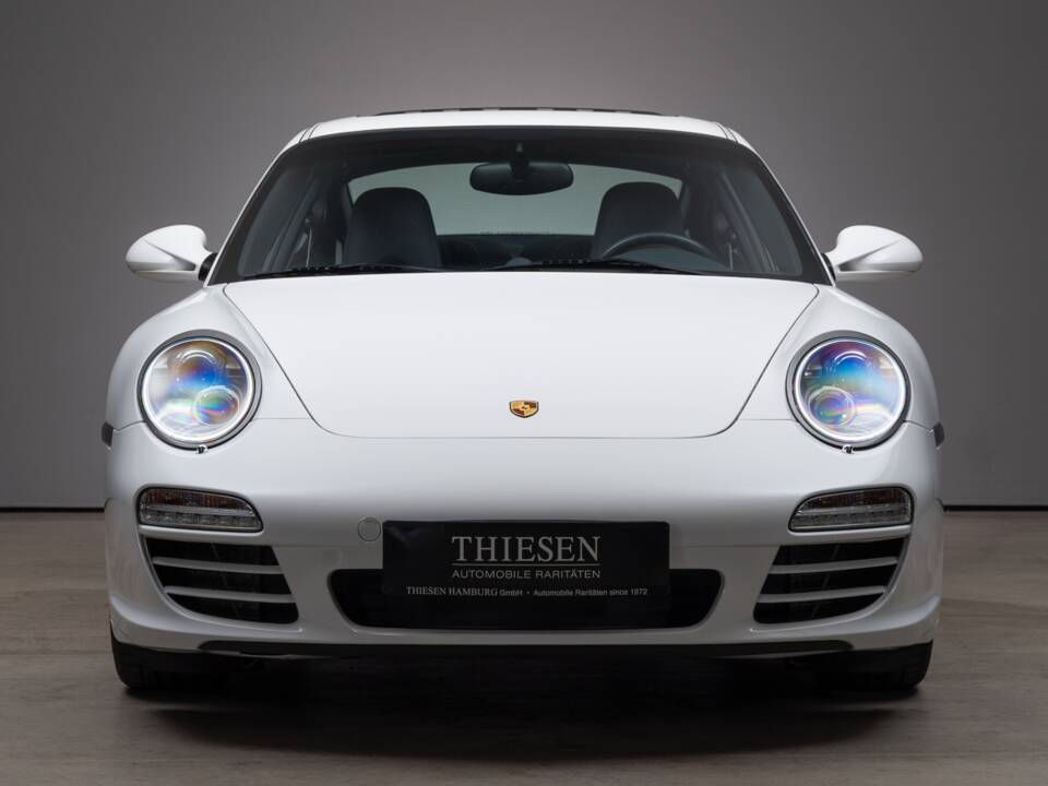 Image 2/40 of Porsche 911 Carrera 4 (2009)