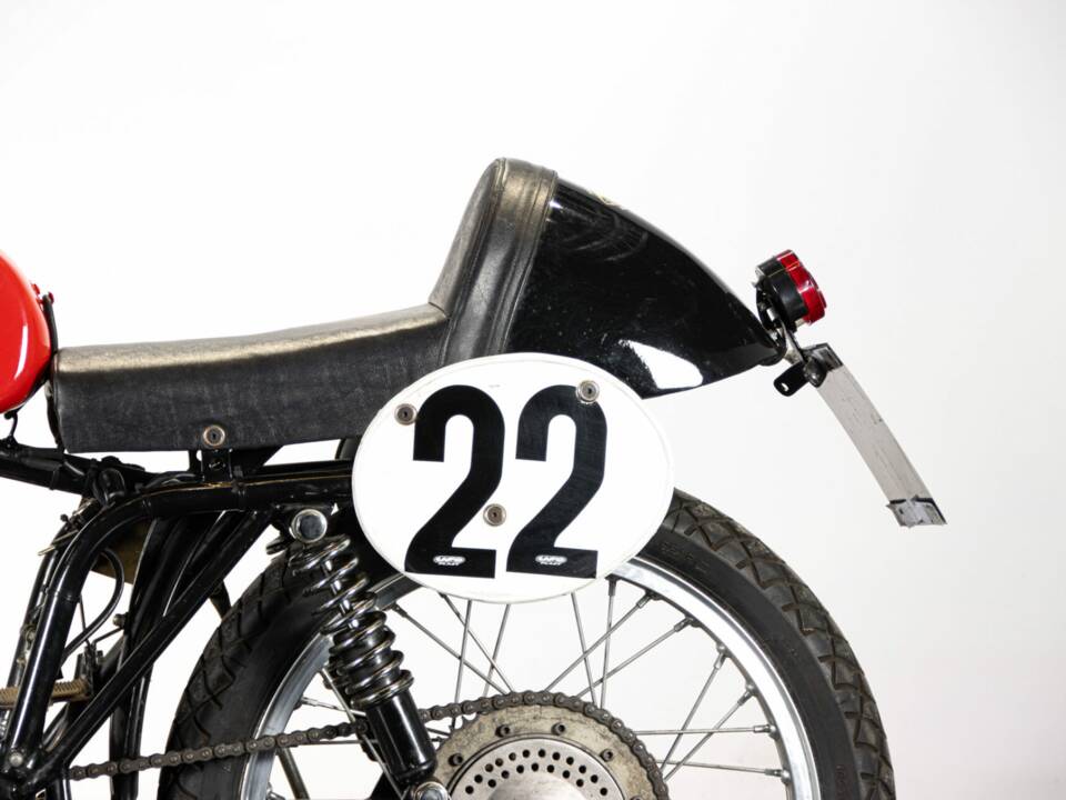 Immagine 16/50 di Gilera 175 Sport (1956)