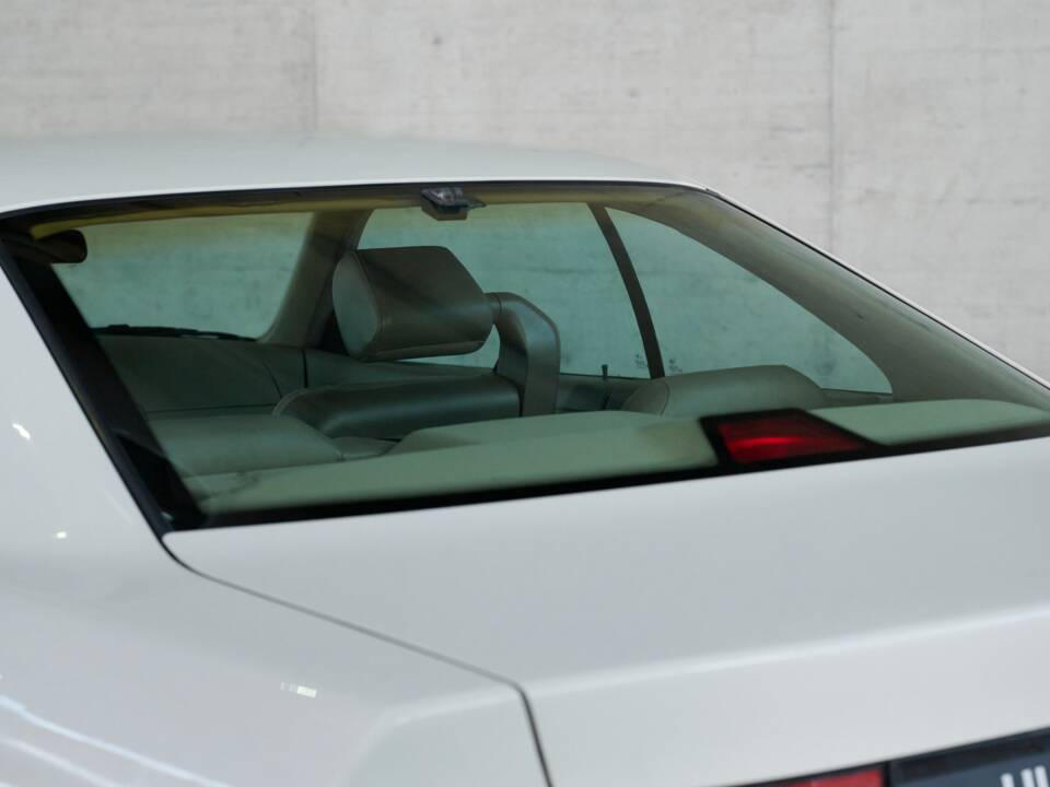 Immagine 14/50 di BMW 850i (1990)