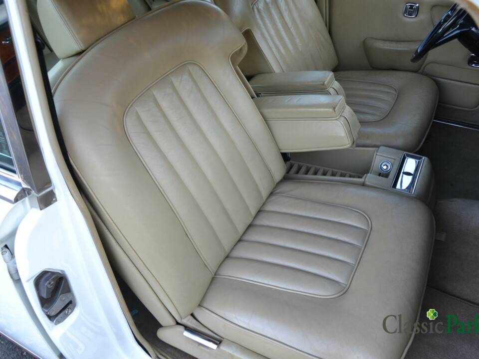 Imagen 26/50 de Rolls-Royce Silver Wraith II (1979)