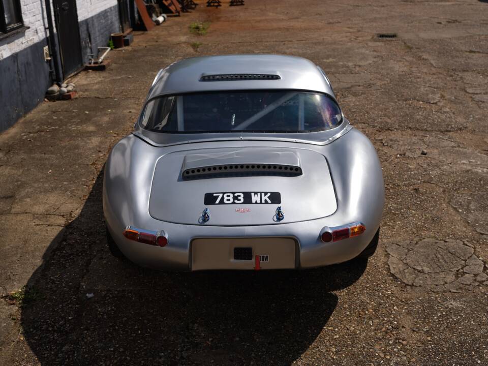 Image 30/50 de Jaguar Type E 3.8 (1970)