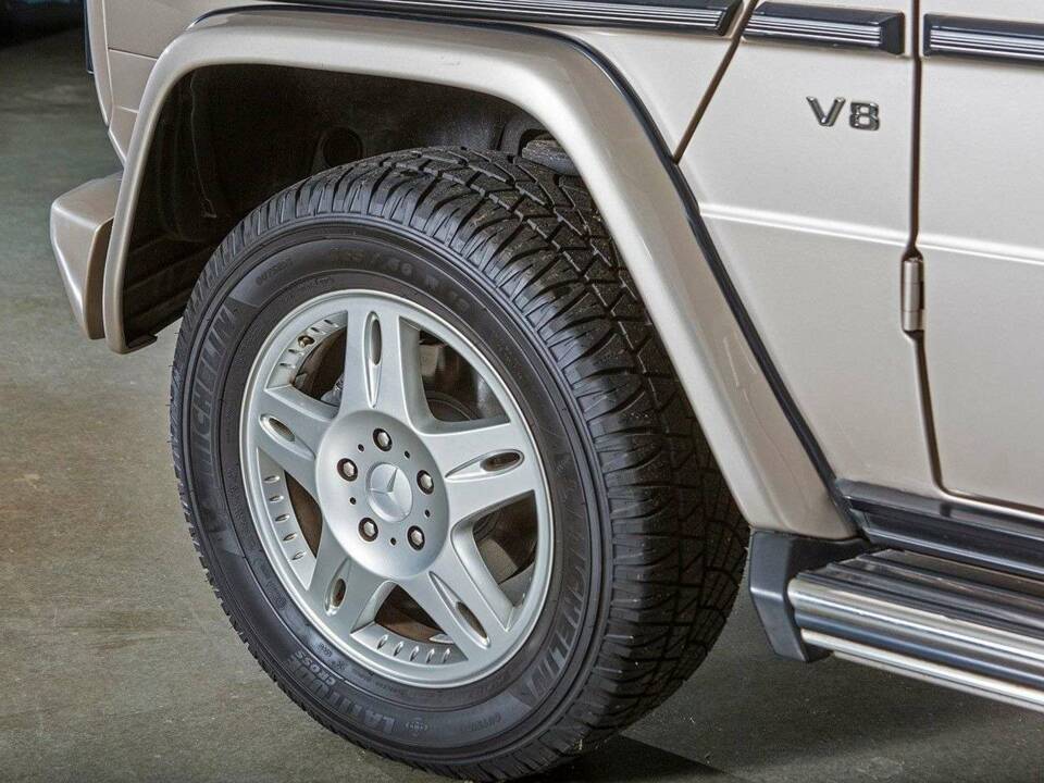 Image 10/20 of Mercedes-Benz G 500 (LWB) (2004)