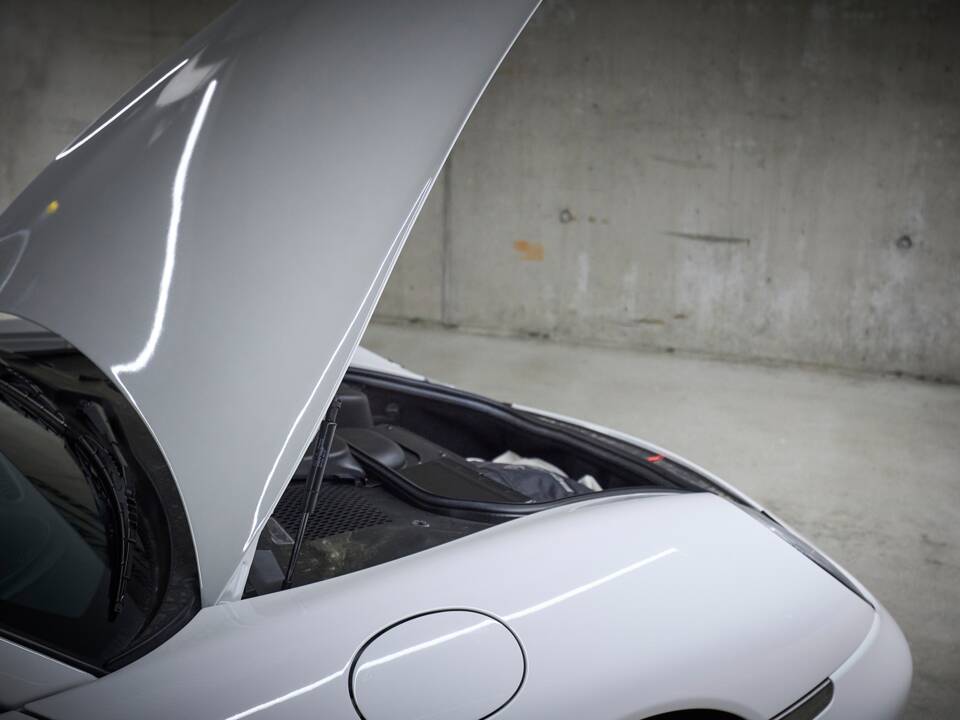 Bild 34/100 von Porsche 911 Carrera 4S (2004)