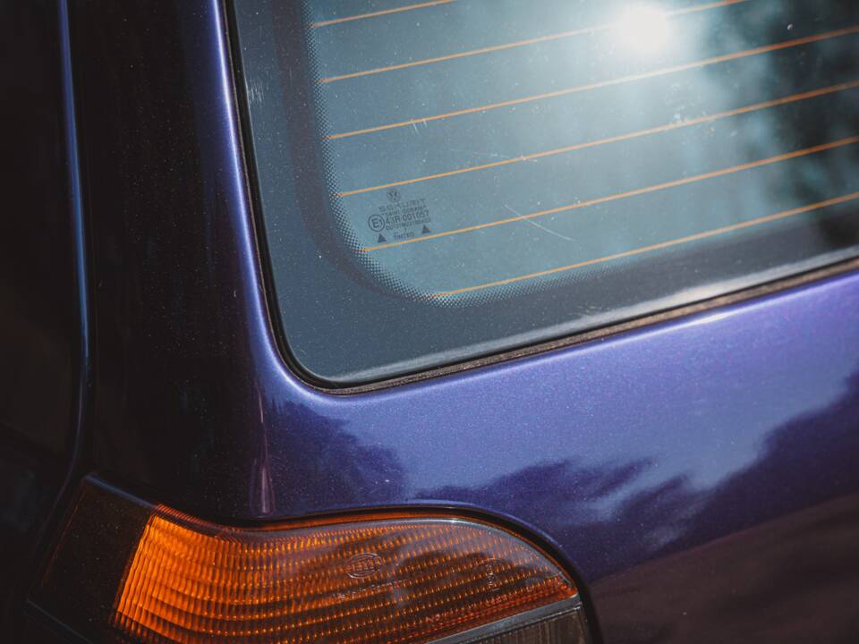 Image 15/39 of Volkswagen Golf IV 1.8T GTI (1998)