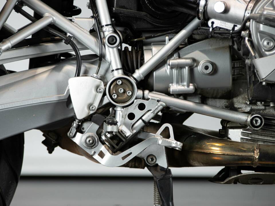 Imagen 49/50 de BMW DUMMY (2006)
