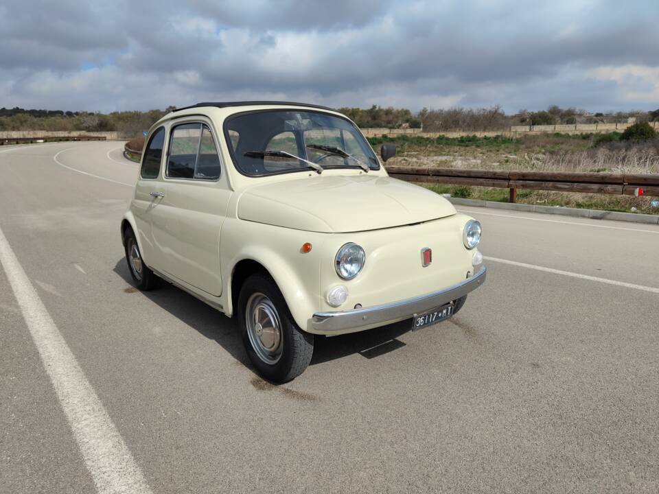Image 3/21 of FIAT 500 L (1971)
