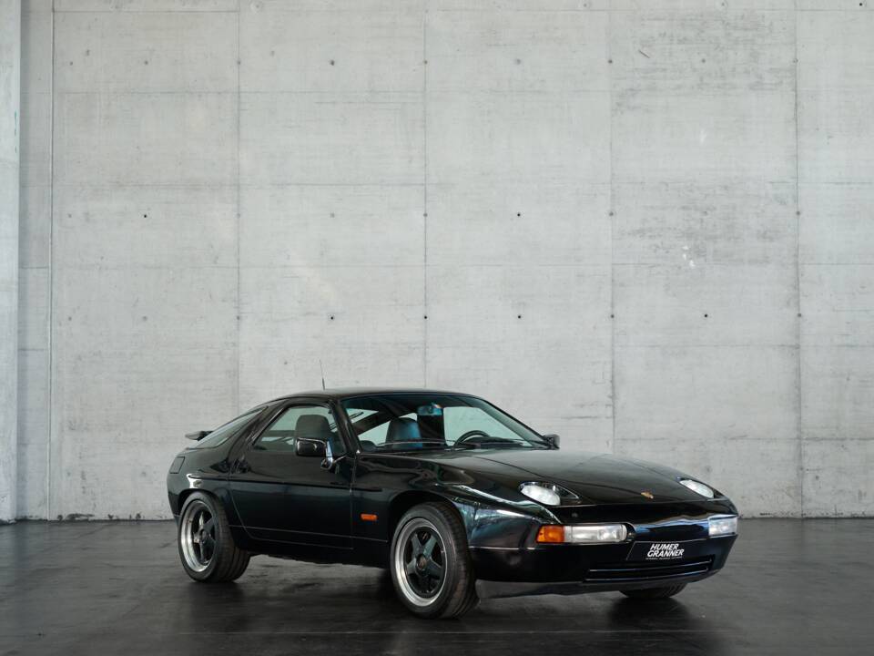 Afbeelding 15/50 van Porsche 928 S4 (1989)