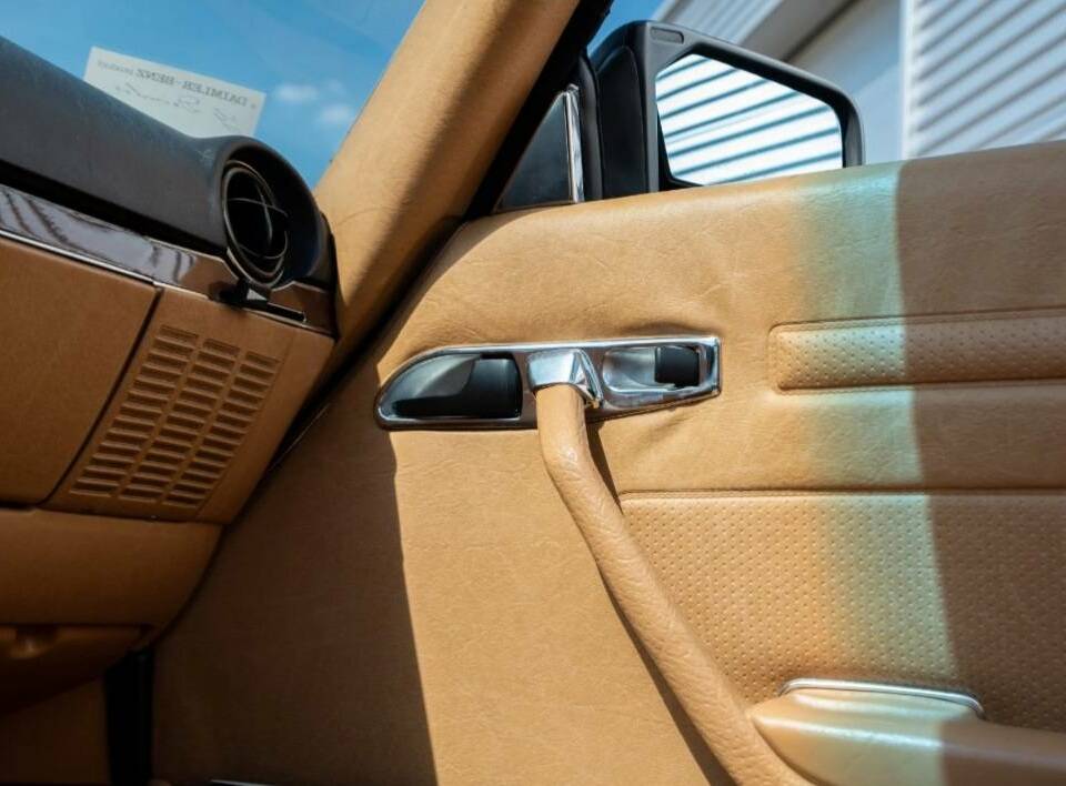 Imagen 9/20 de Mercedes-Benz 560 SL (1989)