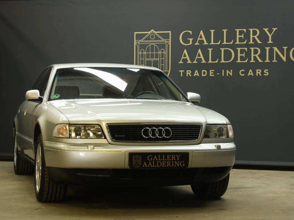 Immagine 10/50 di Audi A8 4.2 quattro (1995)