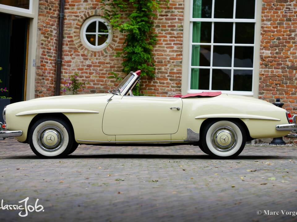 Image 2/61 of Mercedes-Benz 190 SL (1959)