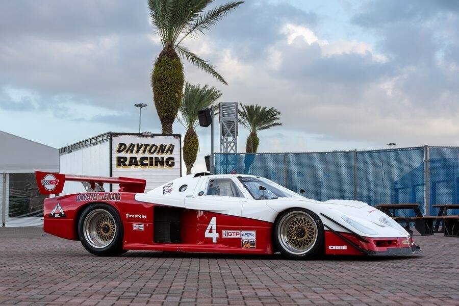 Image 3/28 of Lola T711 (1984)