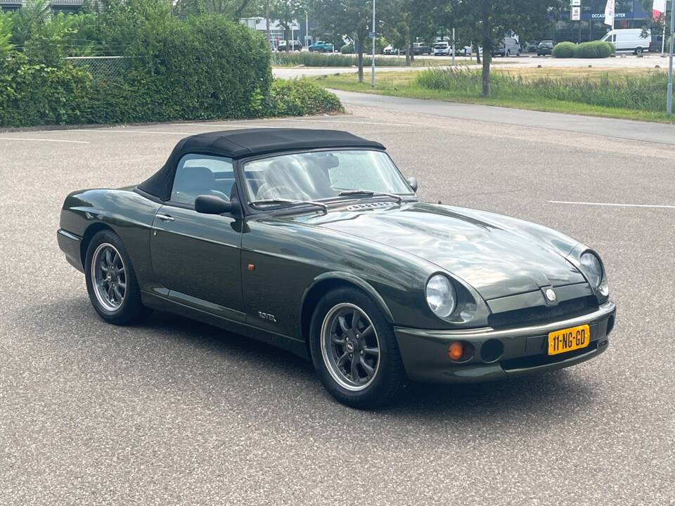 Bild 14/41 von MG RV8 (1994)