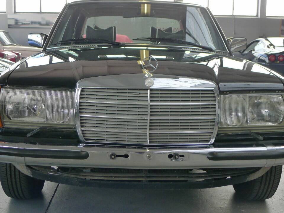 Image 1/44 of Mercedes-Benz 280 (1978)
