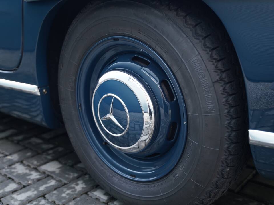 Bild 41/50 von Mercedes-Benz 300 SL Roadster (1958)