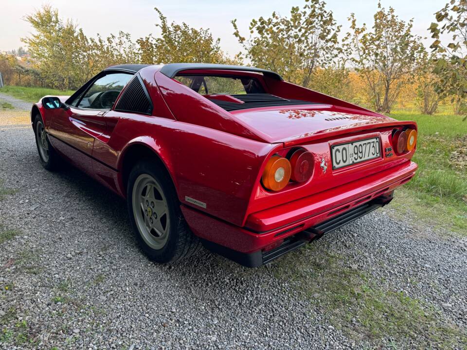 Immagine 46/100 di Ferrari 208 GTS Turbo (1989)